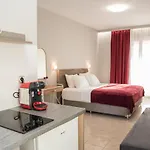 Aparthotel Avyssos Residents 3*