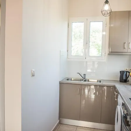 Aparthotel Avyssos Residents