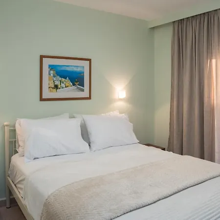 Avyssos Residents Aparthotel 3*