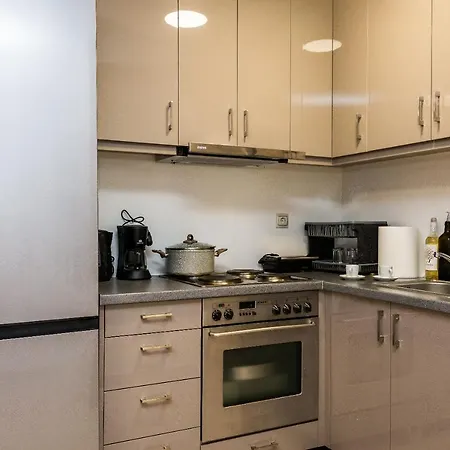 Avyssos Residents 3*