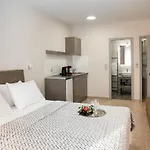 Apartahotel Avyssos Residents 3*