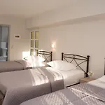 Apartahotel Avyssos Residents