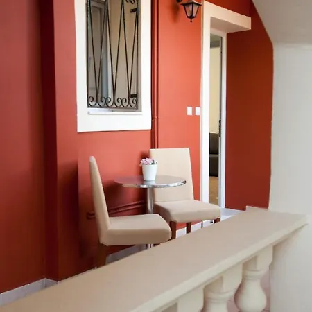 Hotel de apartamente Avyssos Residents 3*