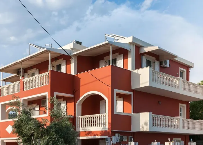 Avyssos Residents 3*
