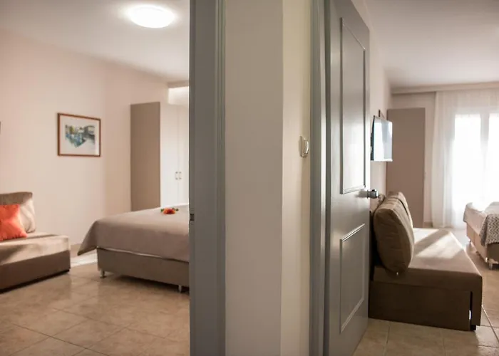 Avyssos Residents Aparthotel