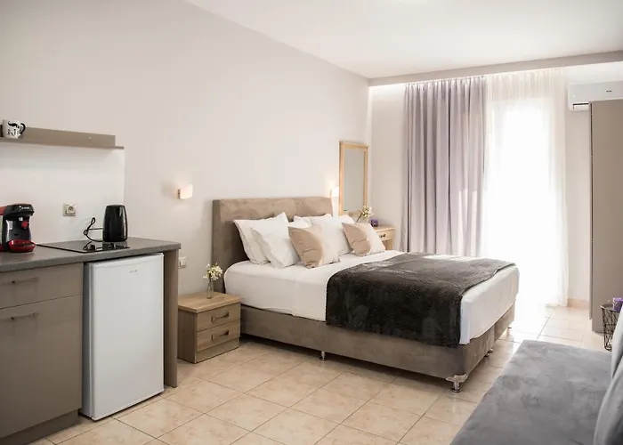 Avyssos Residents Aparthotel 3*